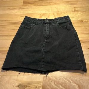Hollister Black Ultra High-Rise Jean Skirt - size 27
